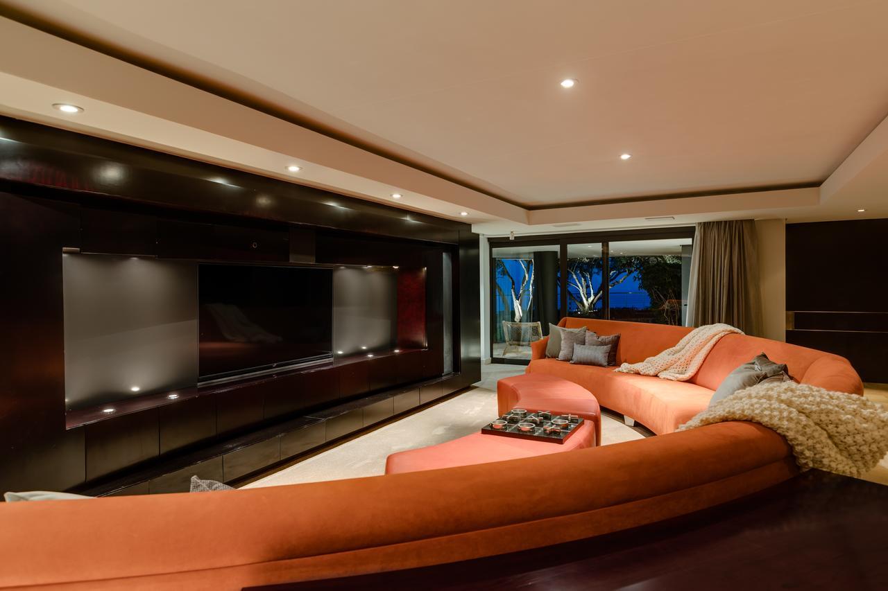 Villa Moondance And Suites *